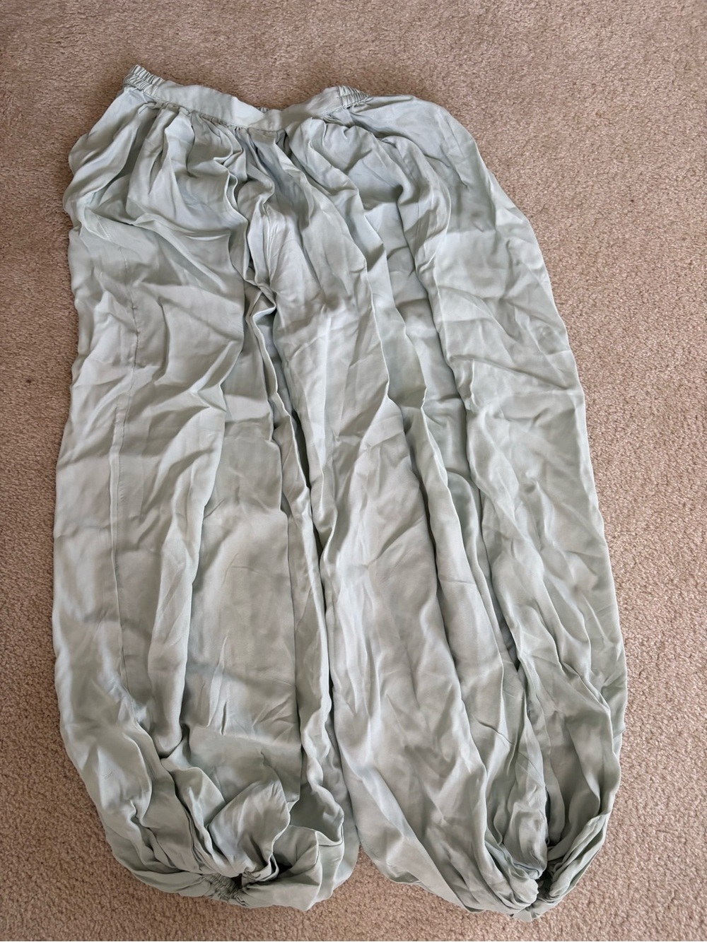 Suffuse Ourea Pakistani Suit - Picture 15 of 16